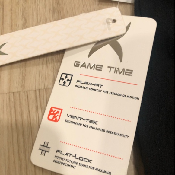 Game Time, Active Shorts w moisture wicking technology and odor repellent—Medium - Picture 5 of 6